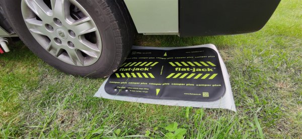 cunei gonfiabili per camper: 5 motivi per scegliere Flat-Jack!